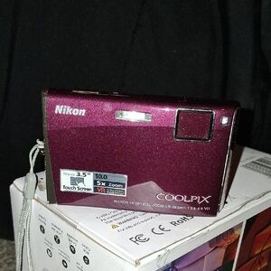Nikon Coolpix S60 Touch Screen Metallic Purple Hdmi Compatible Digital Camera